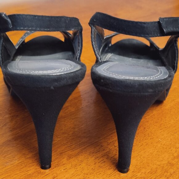 IMPO ~ Sz 10M ~ Mesh and Rhinestone Heels ~ Excellent Condition - Picture 6 of 7